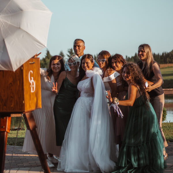 Foto kaste kāzās