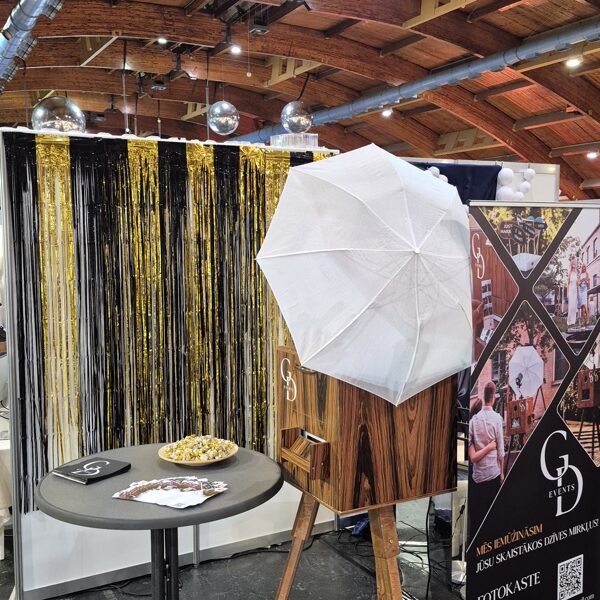 Folija aizkars foto zona