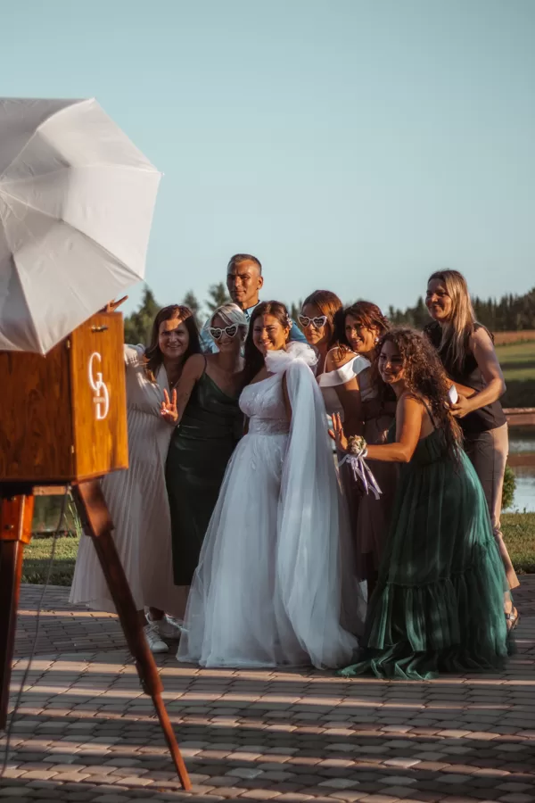 Foto kaste kāzās